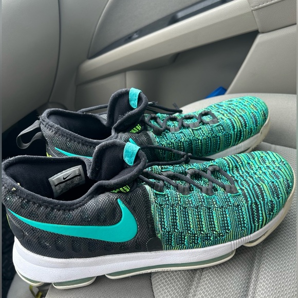 Nike KD 9 Birds of Paradise - Picture 3 of 6